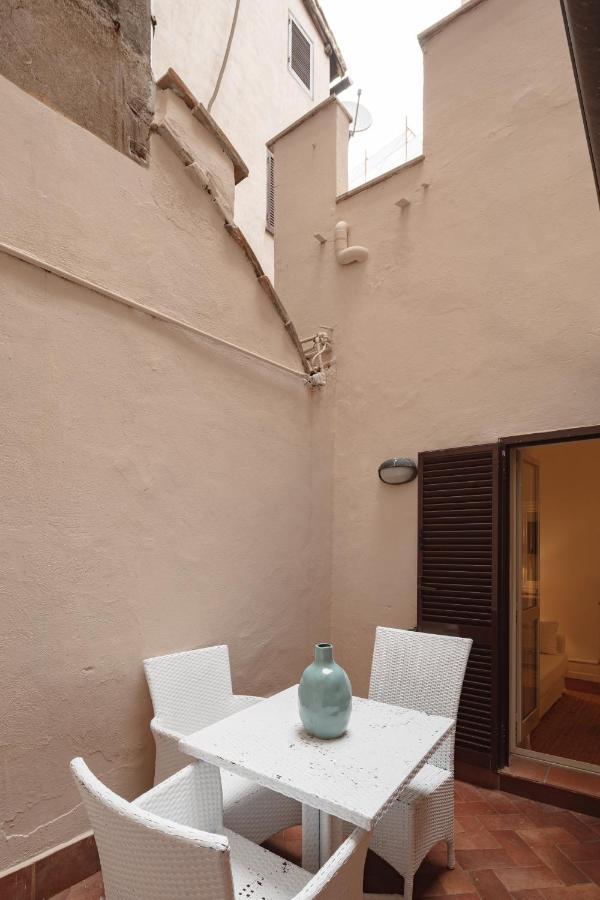 Campo And Terrace 11 Guests * Rom