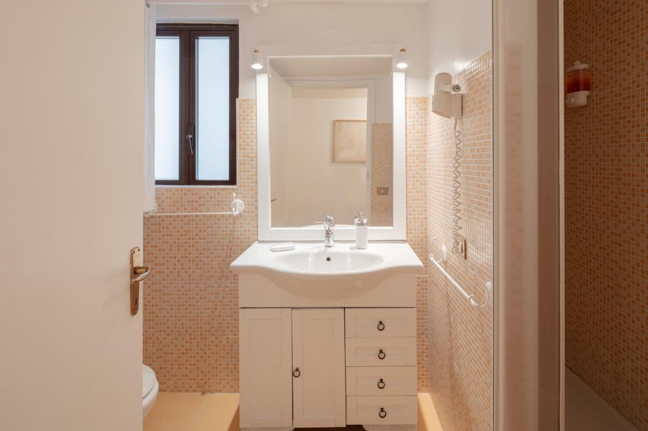 Campo And Terrace 11 Guests Apartamento Roma
